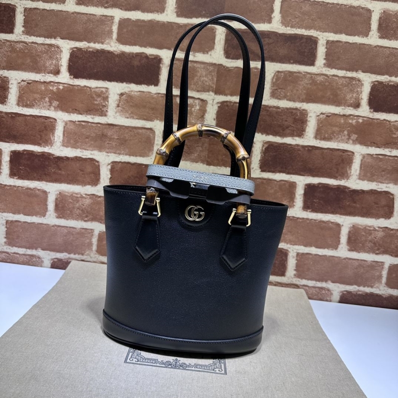 G*u*i top handle bags